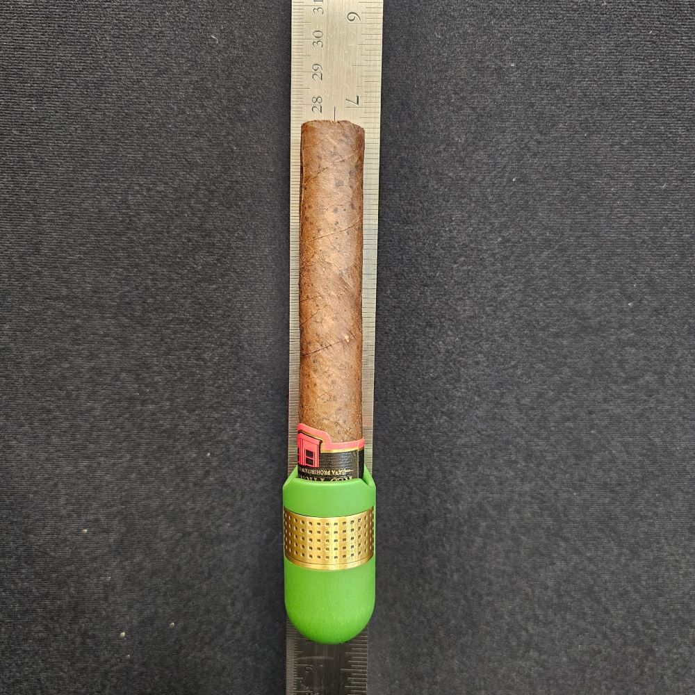 Elbow Magnetic Cigar Holder - The Ninety Degree Wedge Magnetic Cigar Holder Golf Green color