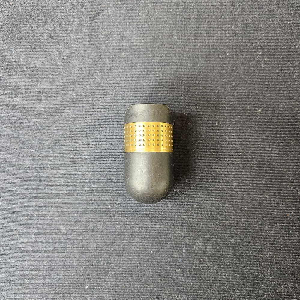 Elbow The Ninety Degree Wedge Magnetic Cigar Holder Golf black color