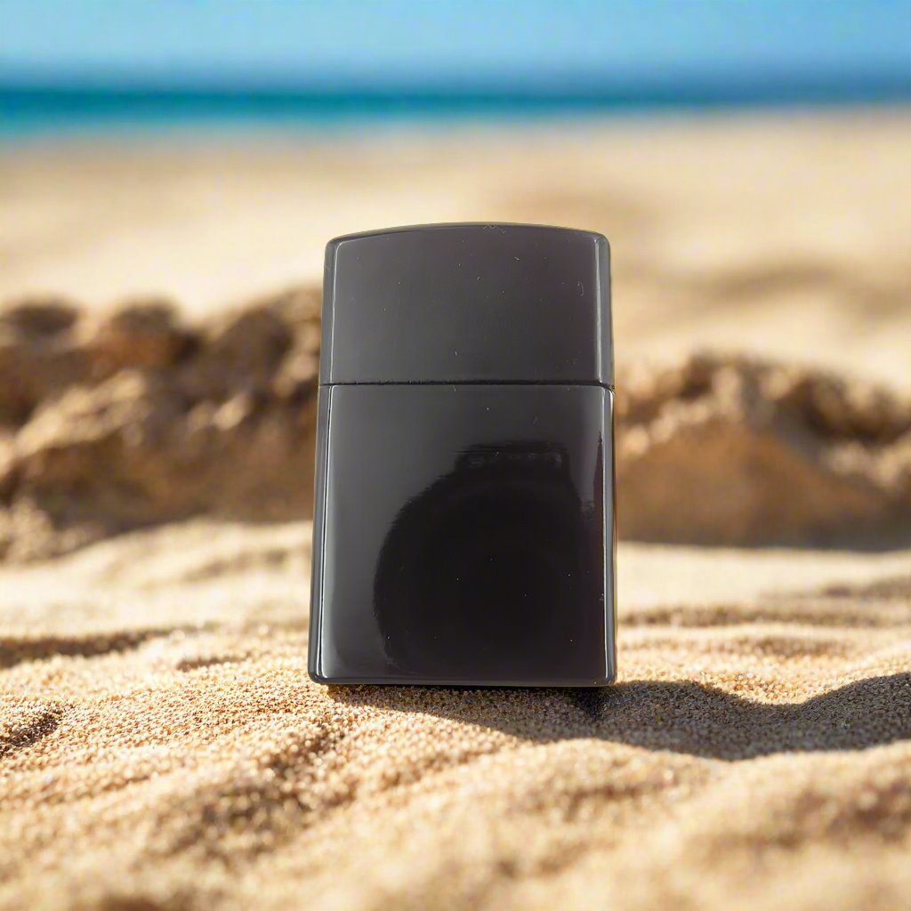 Vintage-Inspired Heavy-Duty Metal Butane Soft Flame Lighter black color